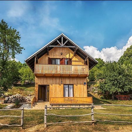 Apartment Vrilo Оточац Экстерьер фото